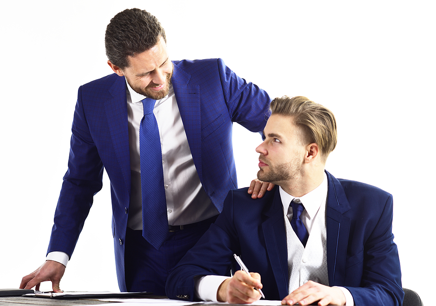 What are the Advantages of Regular Scheduled Performance Evaluations?